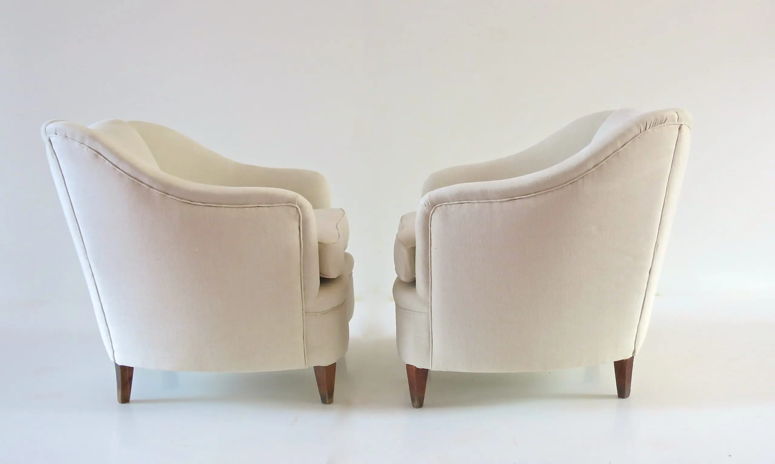 Gio Ponti Pair of White Armchairs Casa & Giardino, 1938 — photo 9