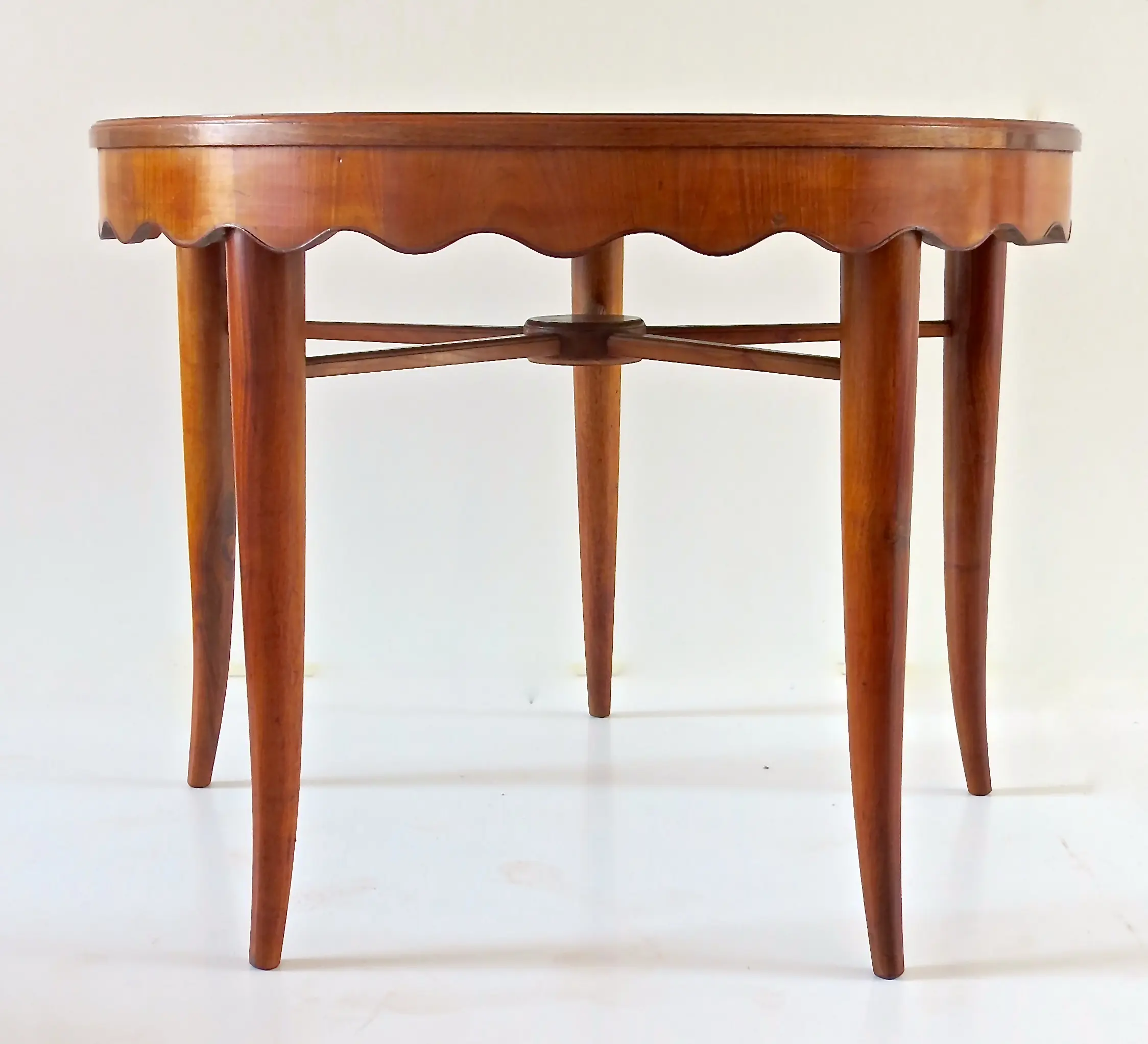 Paolo Buffa Unique Round Dining Table Cherrywood, 1950 — photo 17
